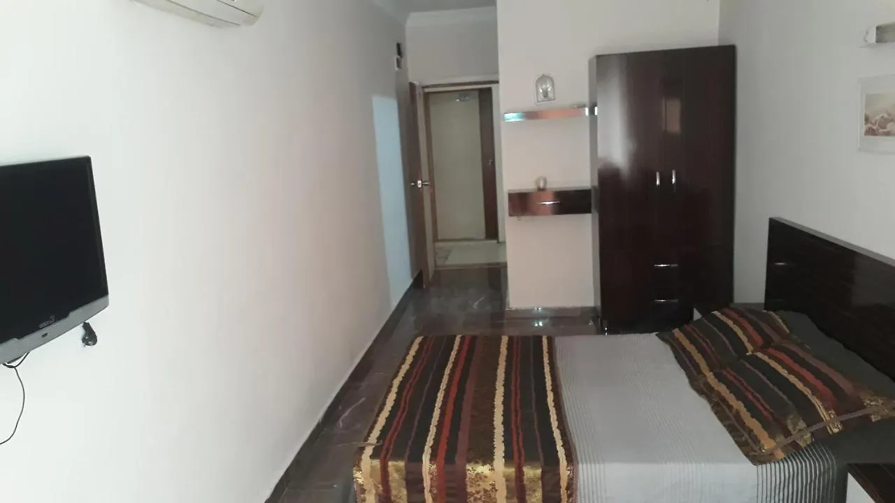 Lara Camlik Pansiyon Antalya Homestay