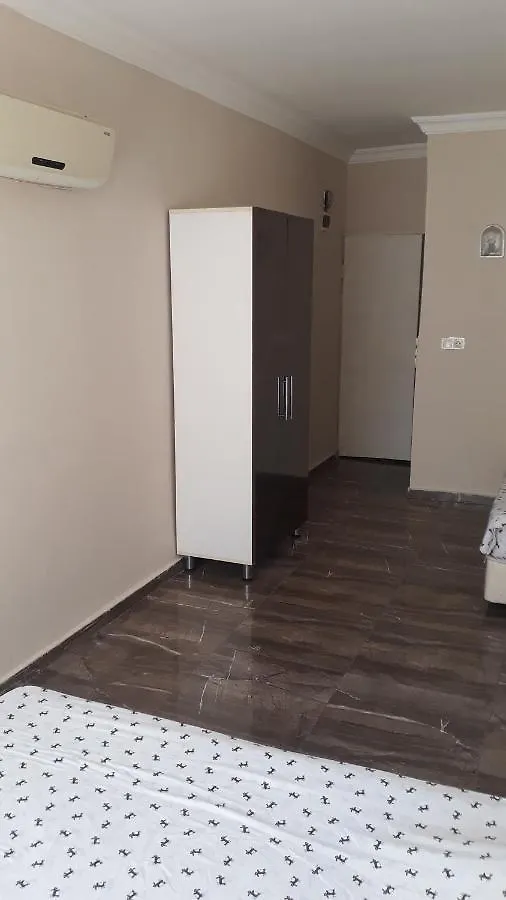 Homestay Lara Camlik Pansiyon Antalya