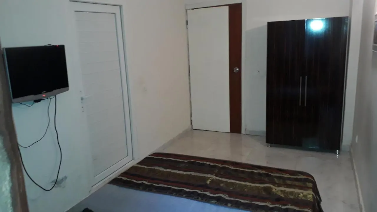 Quarto em Acomodações Particulares Lara Camlik Pansiyon Antália