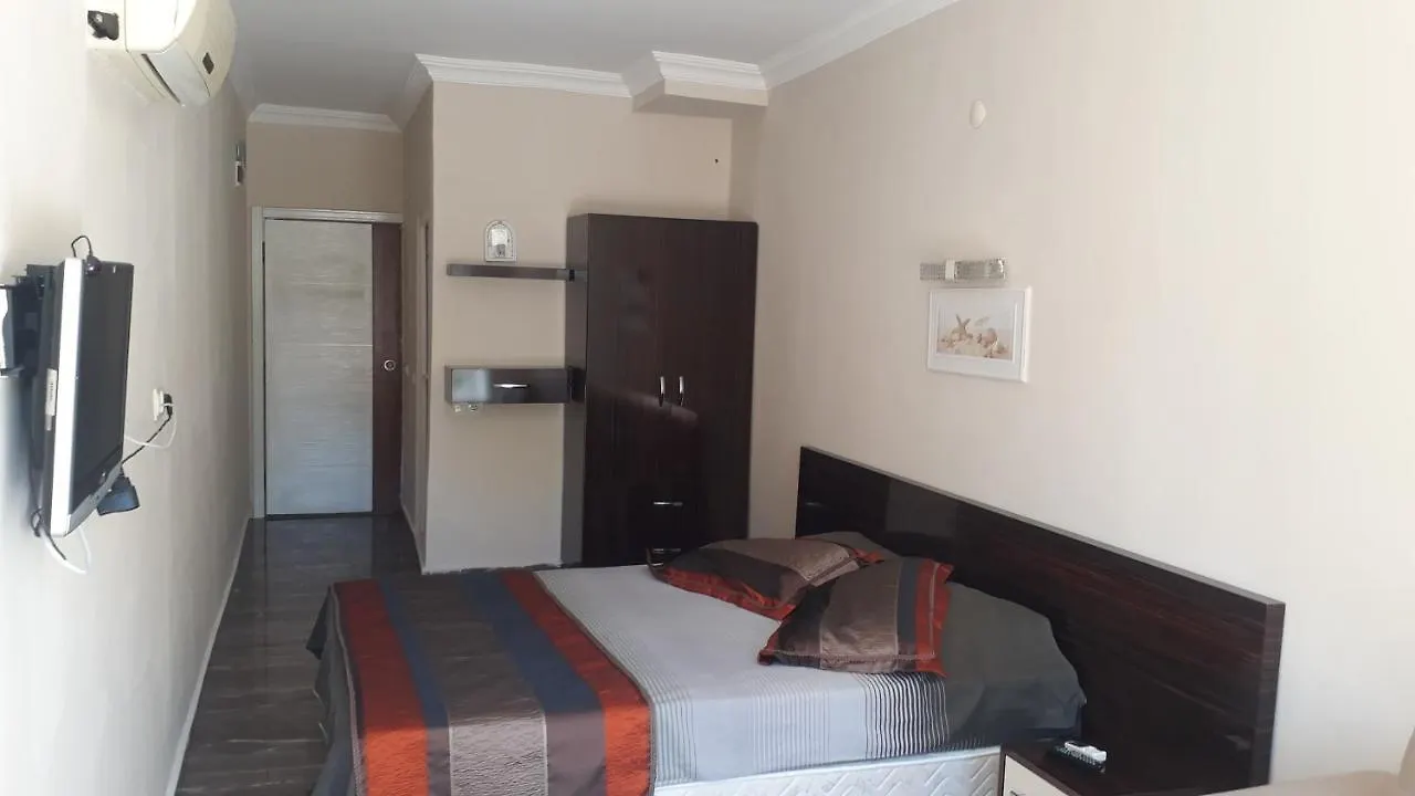 Quarto em Acomodações Particulares Lara Camlik Pansiyon Antália